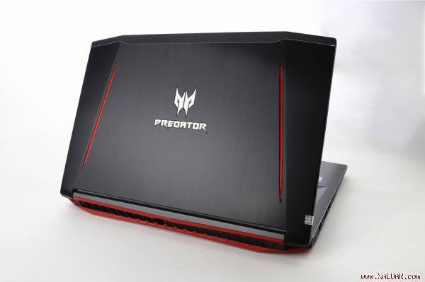 Đánh giá laptop chơi game Acer Predator Helios 300