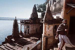Benares slide-show