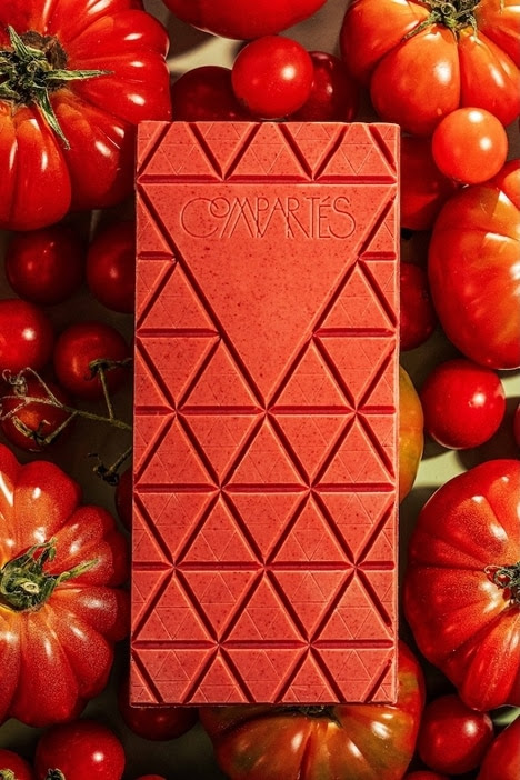 Tomato Chocolate Bars - This Gourmet Compartés Chocolate Bar is Made with Sun-Ripened Tomatoes (TrendHunter.com)