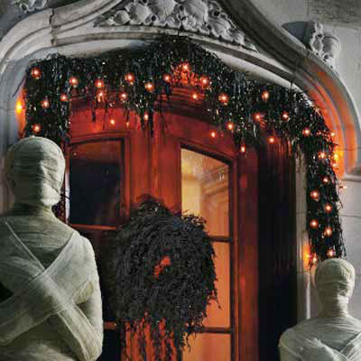 Dead Wreath and Garland | Spooky Halloween Home Decor | This Old House
