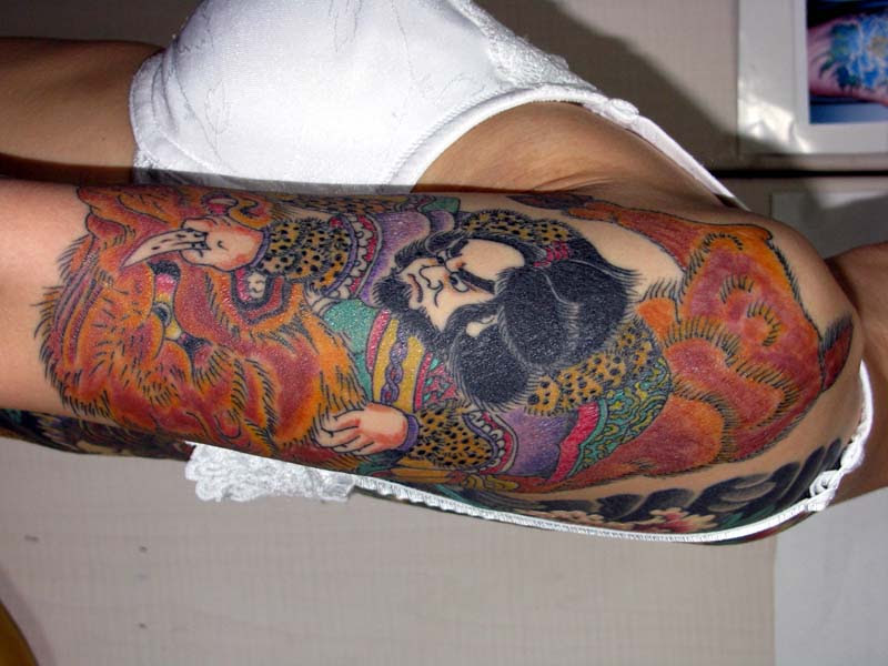 刺青 和彫り 女 画像