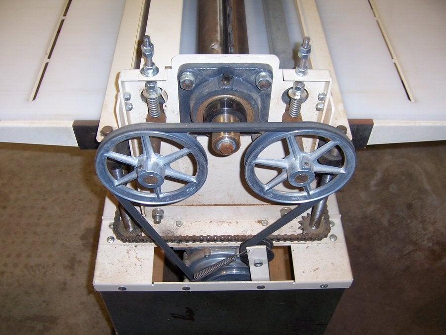 This planer/Molder/Sander/Gang saw machine was pricey ($2,350 or@ $90 