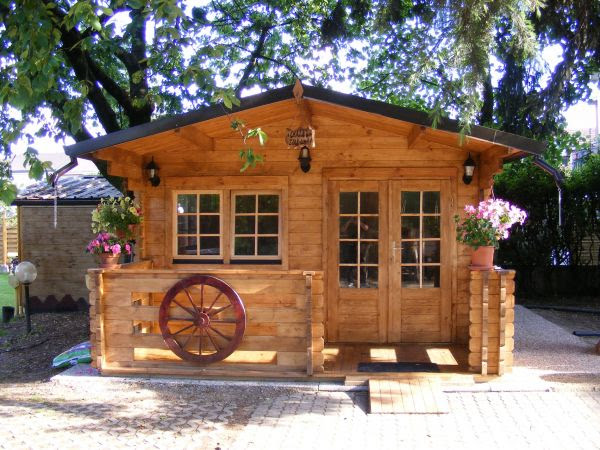 Casetta in legno per bambini fai da te