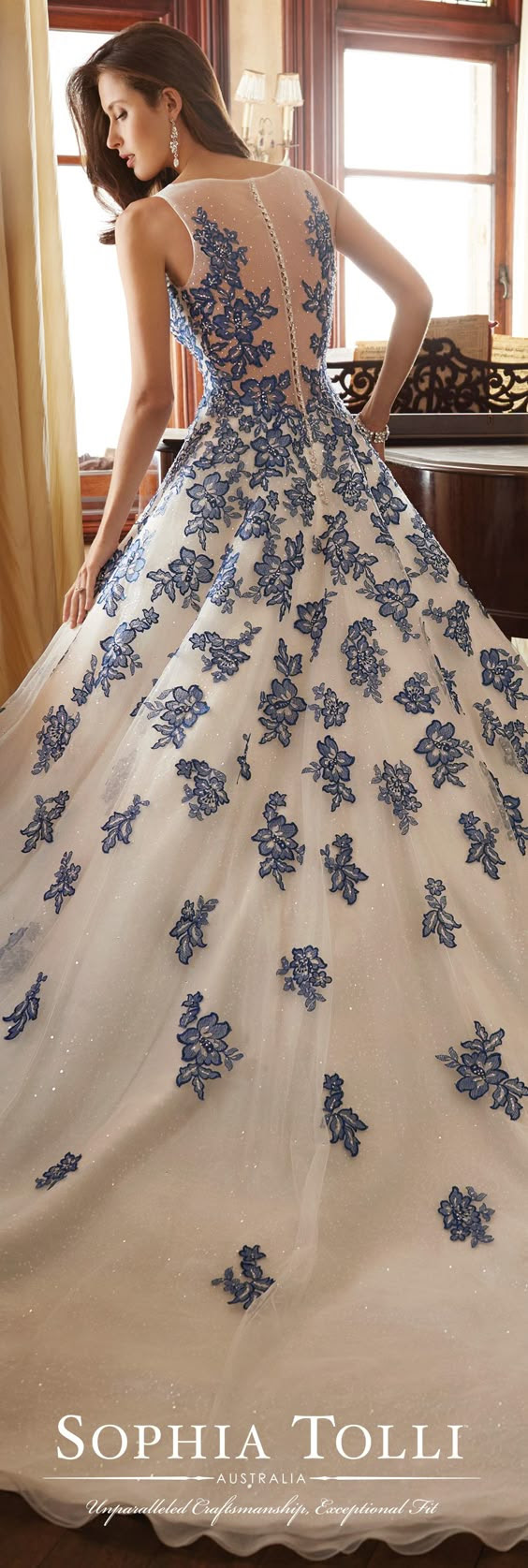 اجمل فساتين برسومات الزهور لحفلات