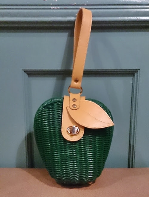 ハロウィンパーティーでダック アップル Flower Guitar Blog 花とギターブログ