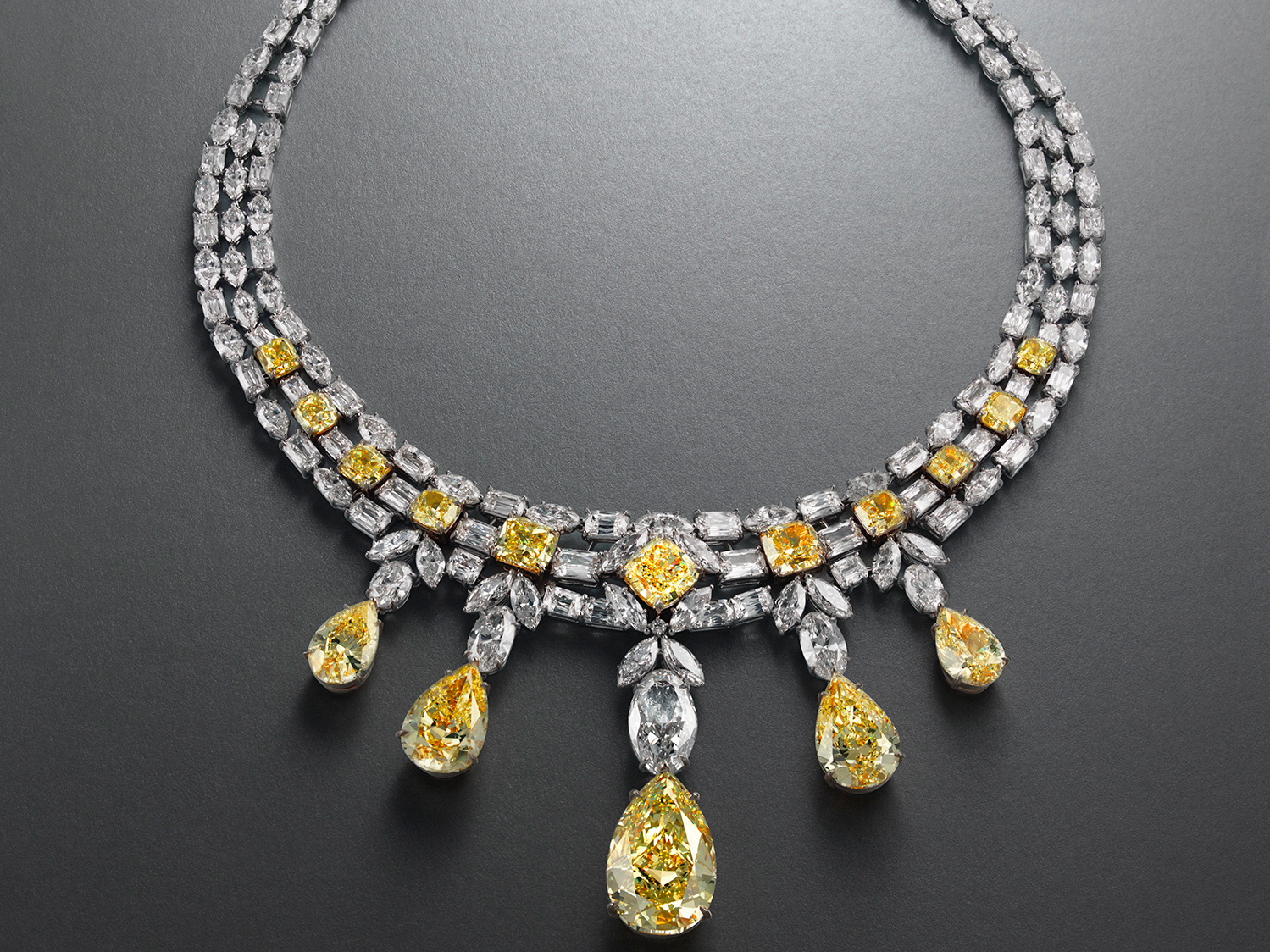 SamerHalimehNY,Yellow&WhiteDiamondnecklace,£3.457m