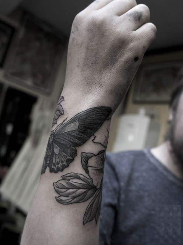 Wrist Tattoos for Men - Inspirations and Ideas for Guys