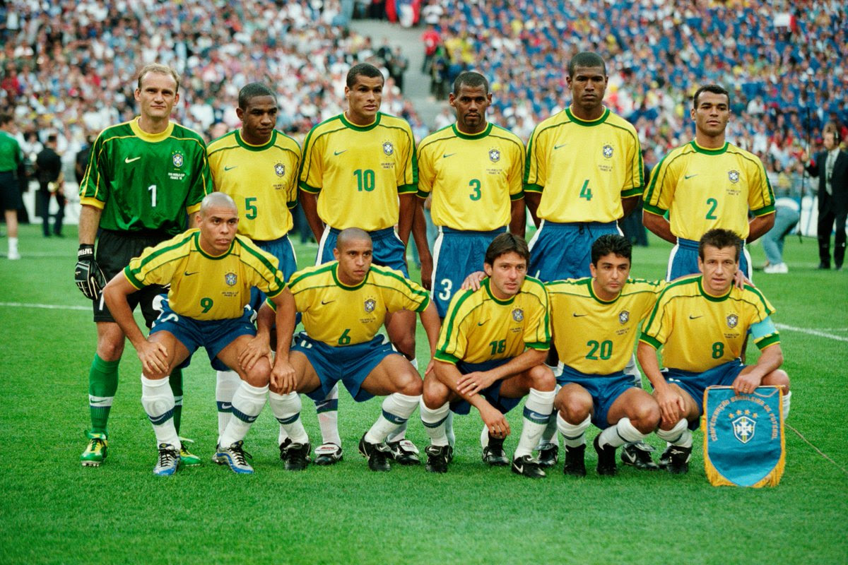 Seleção brasileira na final da copa do mundo de 1998 ...