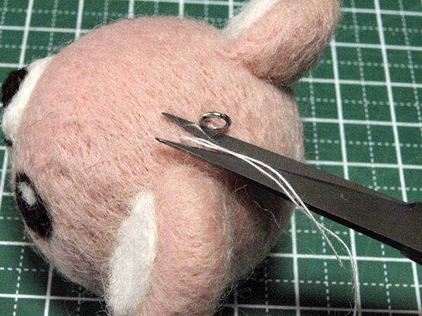 初めてでも作り方簡単 羊毛フェルトで作るくまちゃんキーホルダー ハンドメイド専科