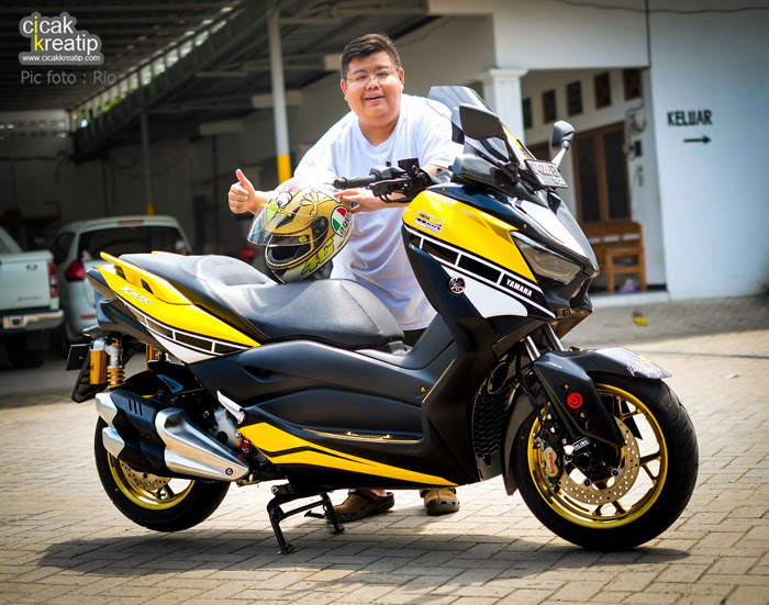 Modif X Max Livery Anniversary Yamaha 60th Punya Rio ini Modif X Max Livery Anniversary Yamaha 60th Punya Rio ini