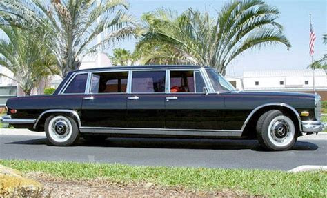 car classic mercedes benz    pullman limousine
