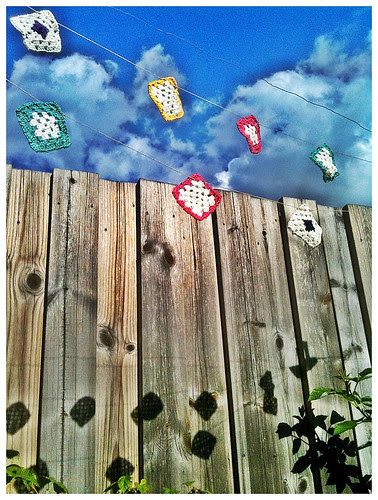 granny square garland