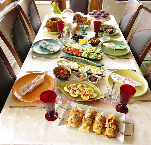 Ahmed-Pınar Bayram Kahvaltısı