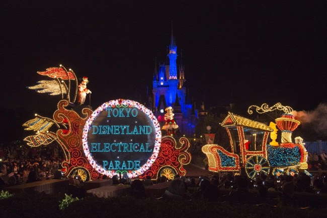 東京ディズニーランド 11 8からクリスマス ストーリーブック がテーマ 19年8月22日 おでかけ クランクイン トレンド