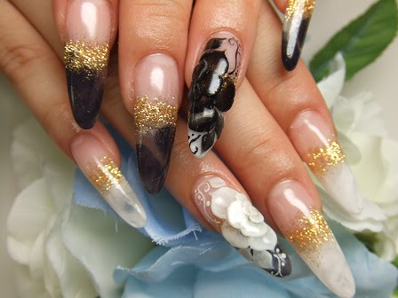 スカルプ クリア 白 黒マーブルにゴールドラメ 白 黒バラ３ｄ ラインアート Irish Nail アイリッシュネイル Blog