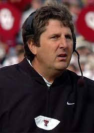 Tech head coach Mike Leach