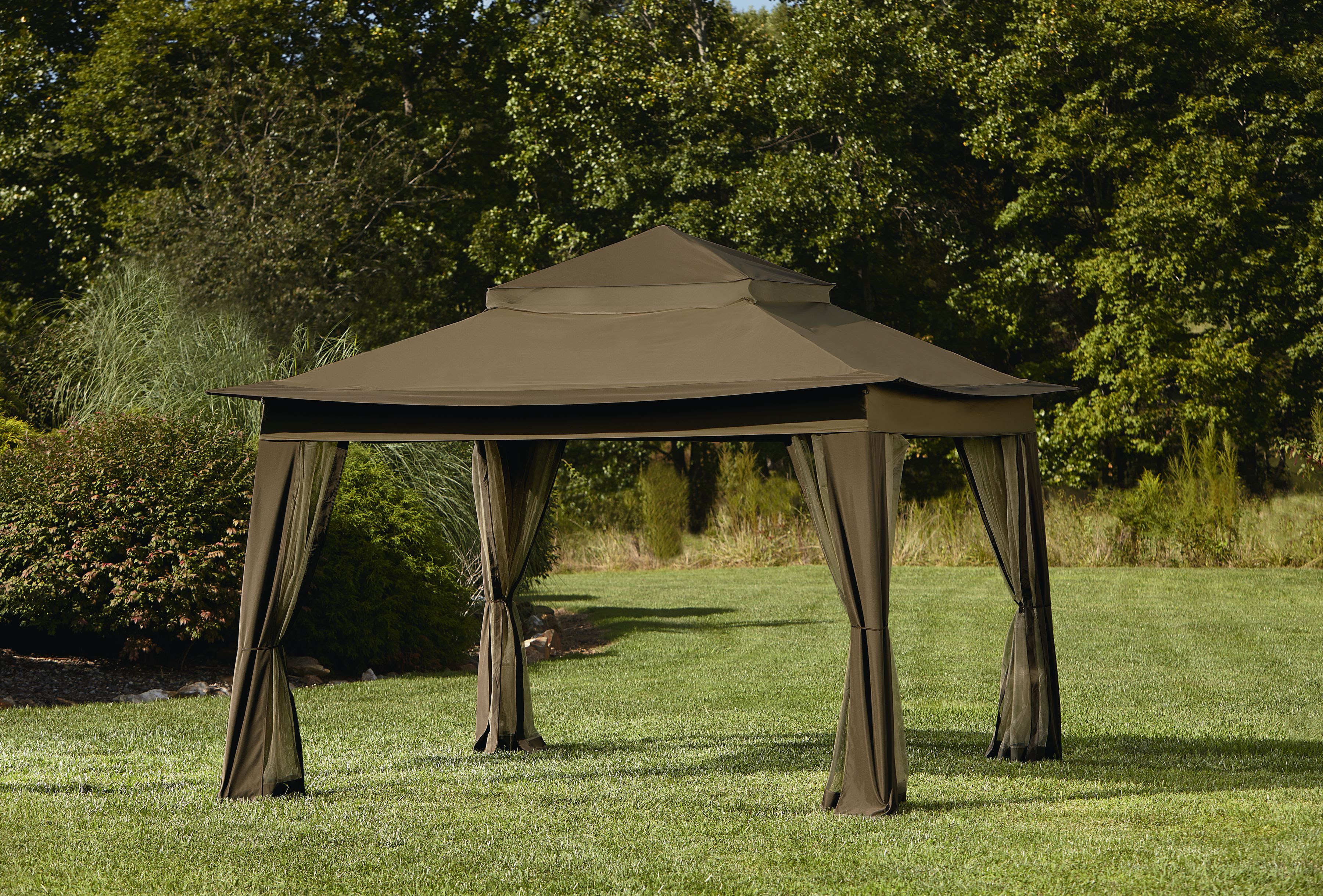 Garden Oasis Pop Up Gazebo - Limited Availability 
