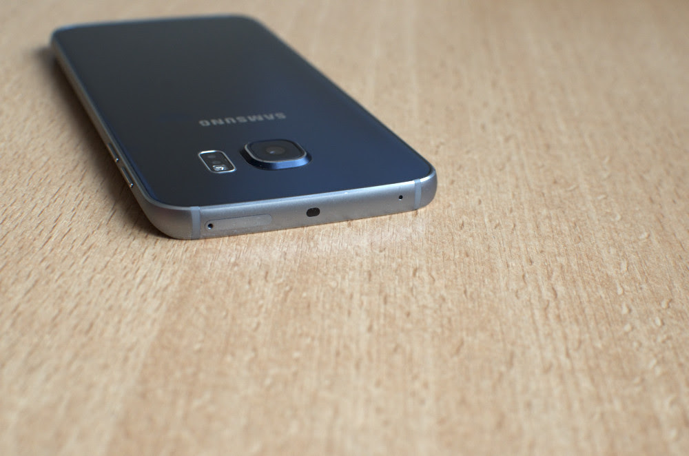Galaxy S6 Edge Camera Sobresale