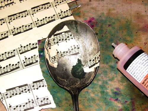 La Femme Altered Spoon 004