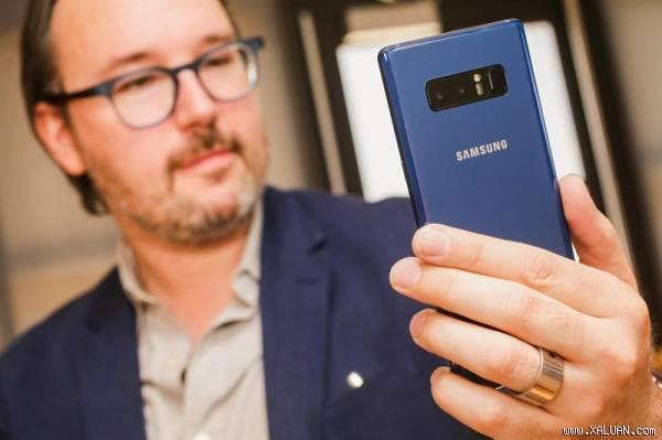 Tính năng bảo mật khuôn mặt của Galaxy Note8 bị qua mặt chỉ bằng một bức ảnh selfie
