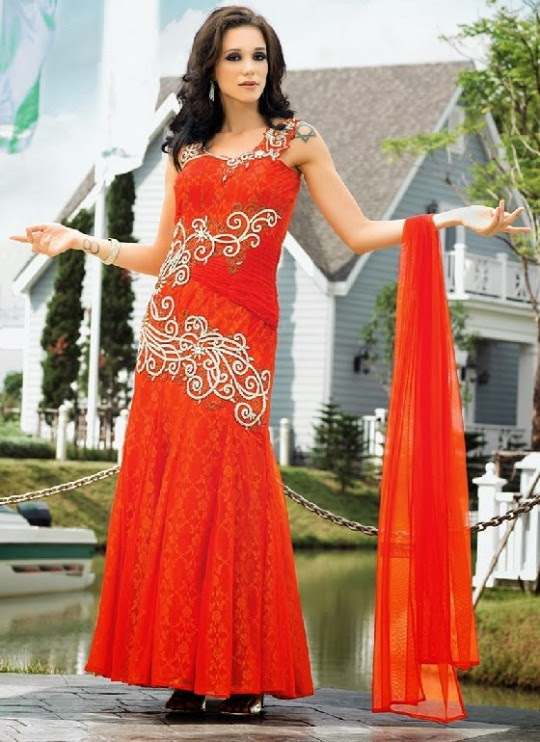 Beautiful-Indian-Brides-Bridal-Gowns-For-Girls-New-Fashion-Dress-2013-4 Beautiful-Indian-Brides-Bridal-Gowns-For-Girls-New-Fashion-Dress-2013-4