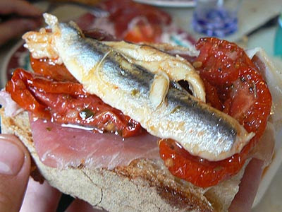 Tapas sur tartine.jpg