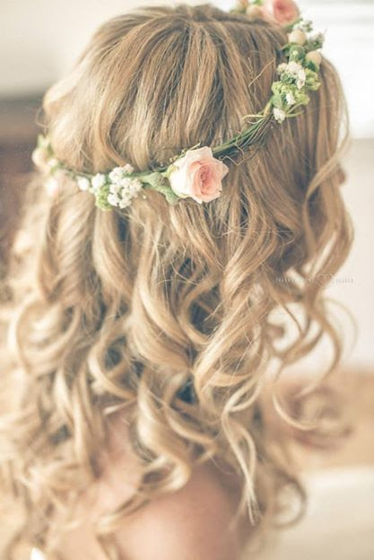 最高に可愛い 花かんむり簡単ヘアアレンジ Dress Code Note