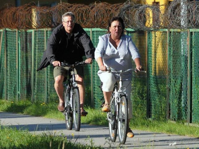 Pomniksmolensk: Kim są dzieci Komorowskiego? Politycy ...