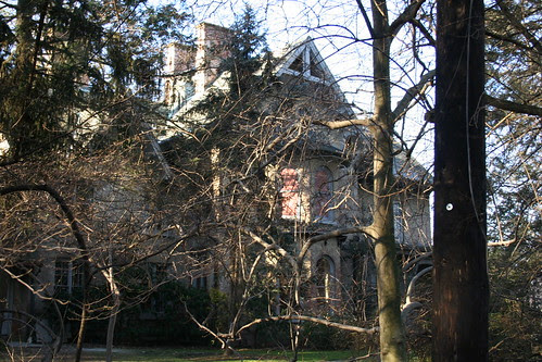 Percy Pyne-Elie Nadelman House (Alderbrook House) by Emilio Guerra