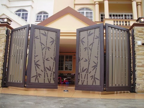pagar aluminium kayu