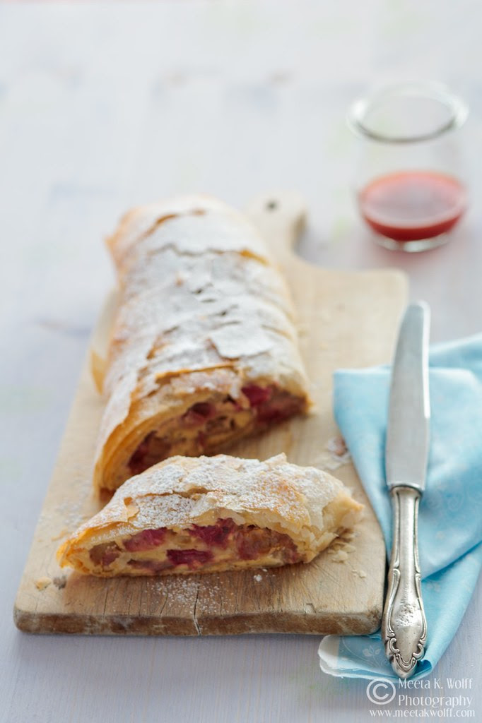RhubarbGingerStrudel-WM-0038