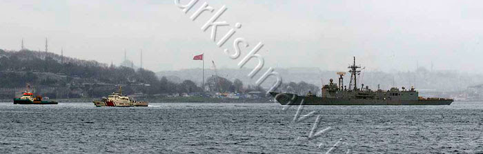 USS Taylor being towed by the tug Coastal Voyager. The tug Kurtaran 1 from Turkish Coastal Safety Agency is preventing the ship from drifting at the back. Turkish Coast Guard vessel TCSG-90 is providing security. Photo via Turkishnavy.net