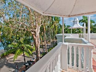 Booking  Sarayi Boutique Hotel  Get Promo and Discounts Hotels in Cairns city  - Australia Pacific Ocean and Australia.  