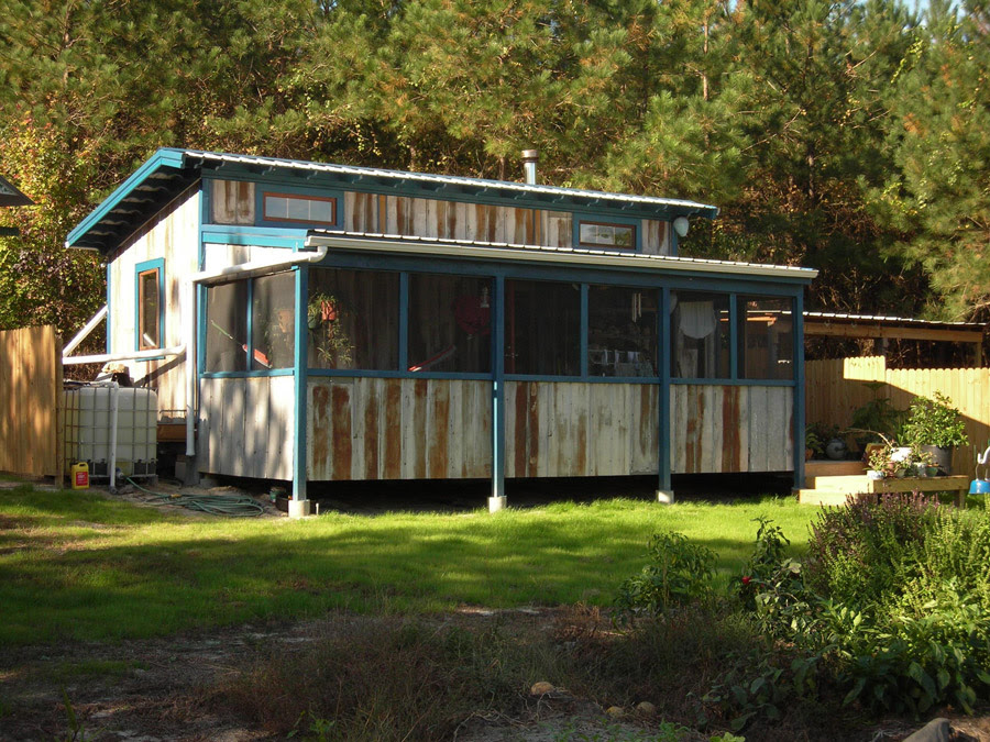 Off-Grid Tiny Home – Tiny House Swoon