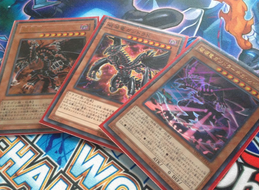 遊戯王でめちゃくちゃかっこいいカード ドラゴン編 を紹介していく おすすめの1枚 赤の魔導書