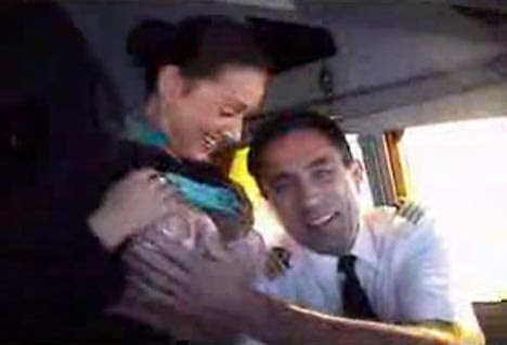 Air stewardess strips off for pilot