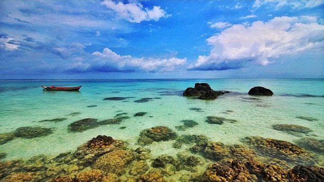 Tureloto Beach in Lahewa Sub-District, Nias Islands ...