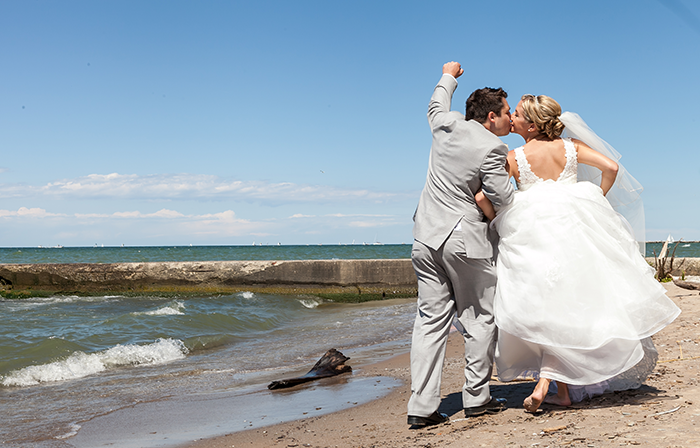 Lauren Brett Lake Erie Shore Wedding Today s Bride Lauren Brett Lake Erie Shore Wedding Today s Bride