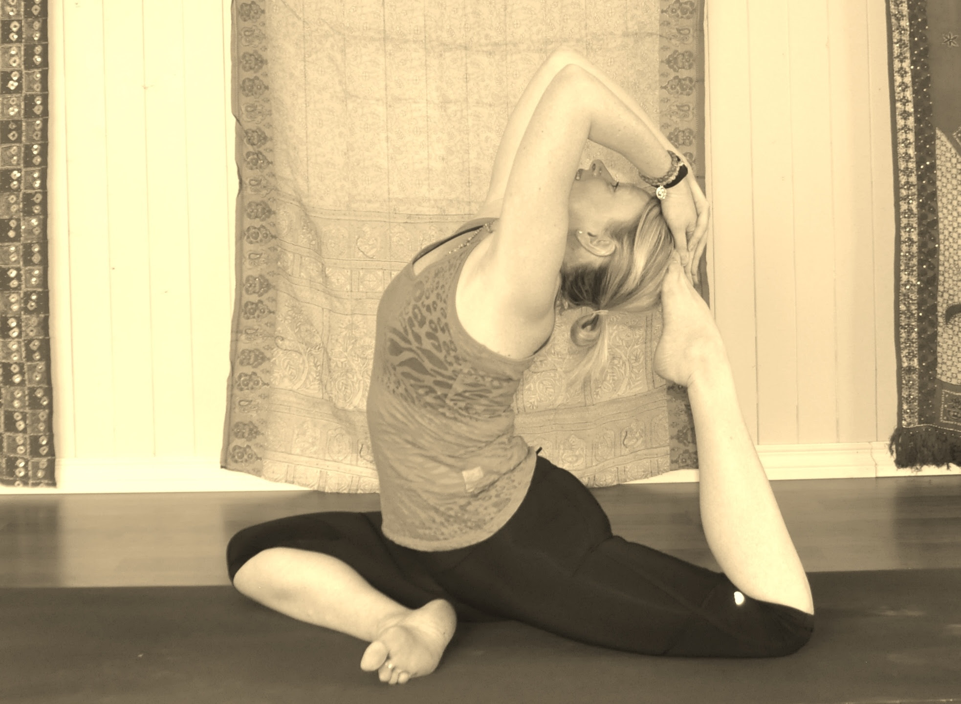 Eka Pada Rajakapotasana One Legged King Pigeon Pose