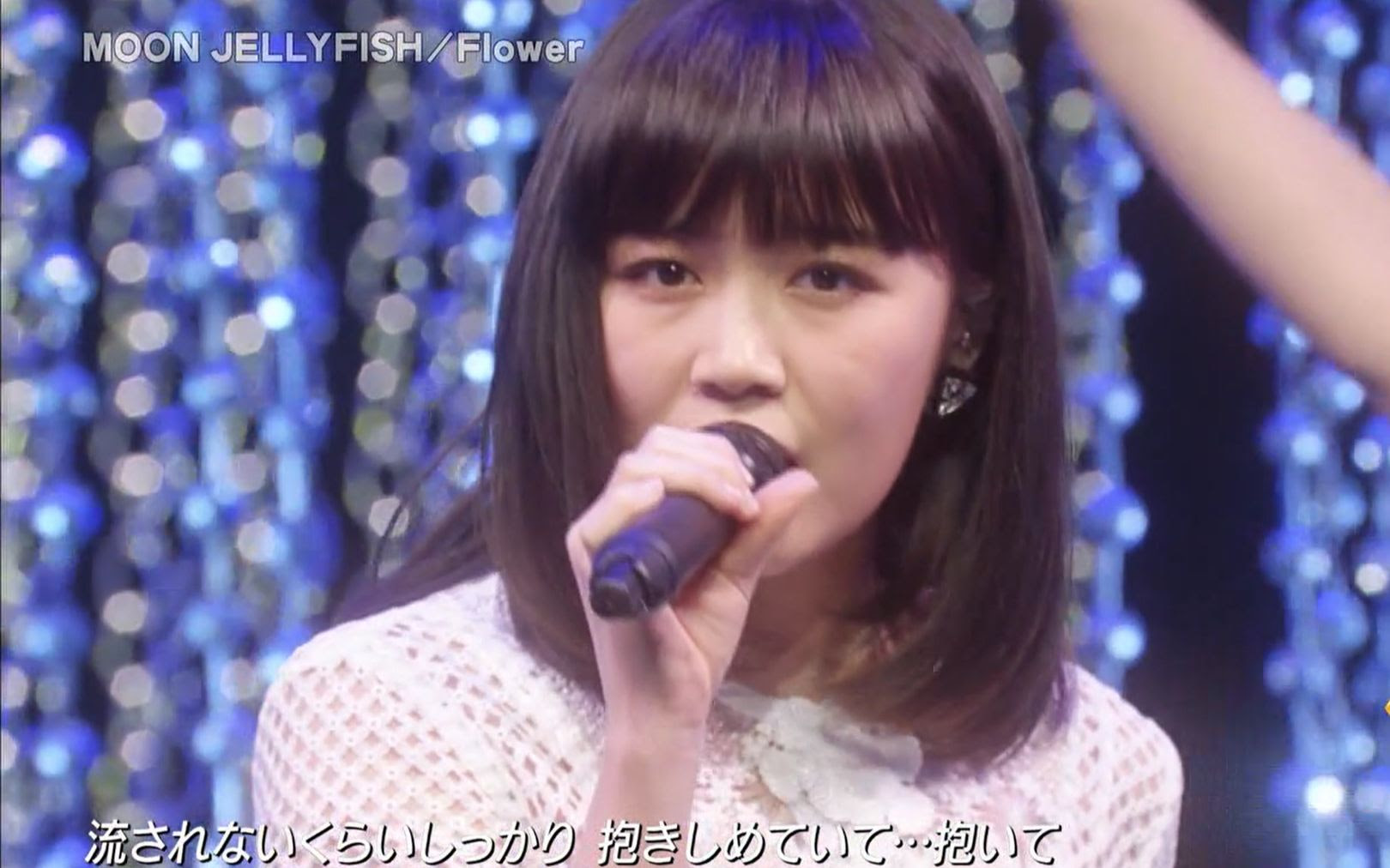 Flower Cdtv Moon Jellyfish 蜜瓜苏打字幕组 哔哩哔哩 つロ干杯 Bilibili