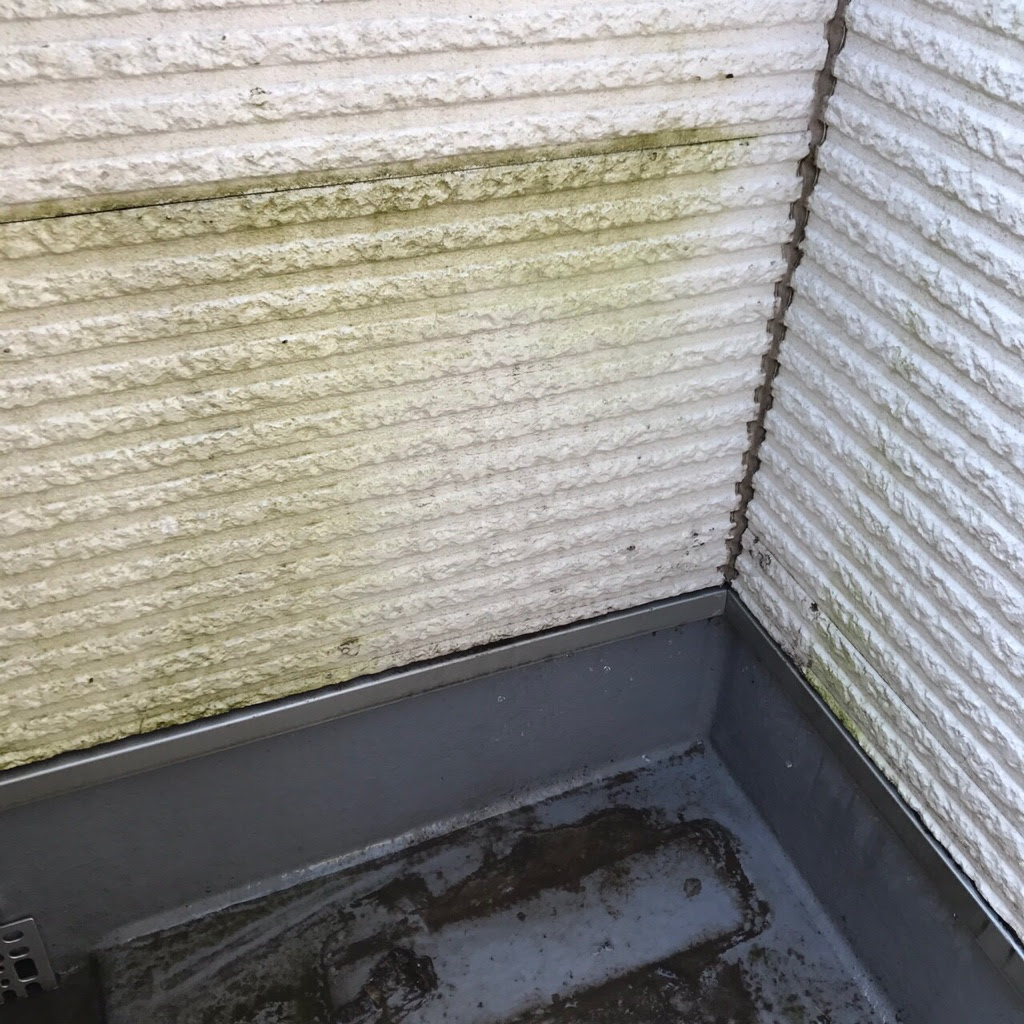 マンションや戸建てのバルコニー高圧洗浄