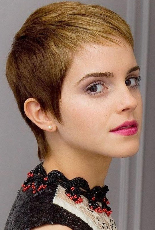 40 Classic Short Hairstyles For Round Faces - The WoW Style