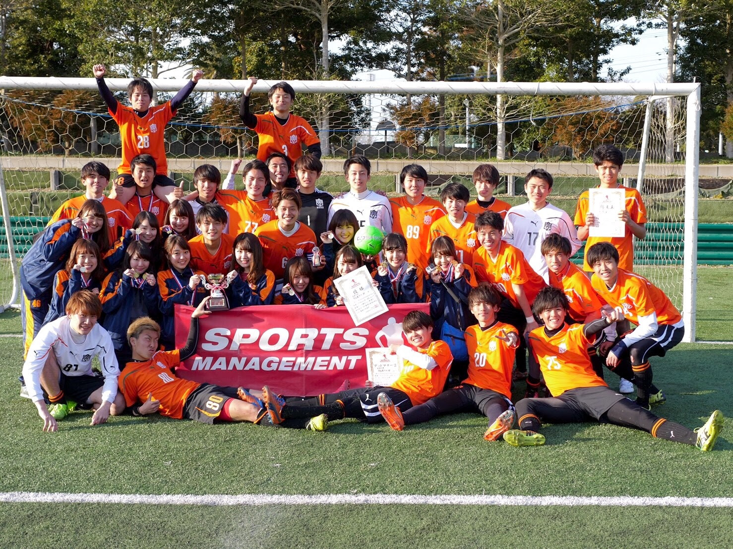 新歓記事18 Vol 7 法政大学のチーム紹介 Beyond ビヨンド 大学サッカー同好会情報を発信する全国唯一の情報サイト
