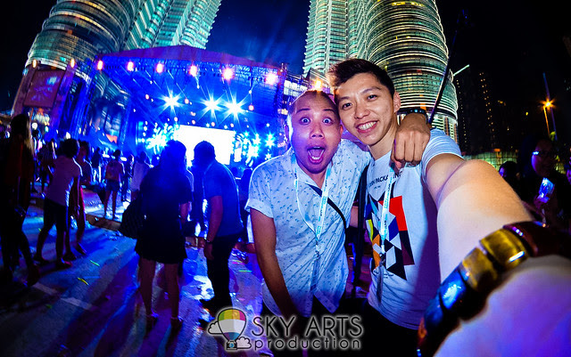 Twin Towers Alive 2013 2NE1 BackStreet Boys MizzNina Caprice #TTAlive Day 2 | TianChad.com