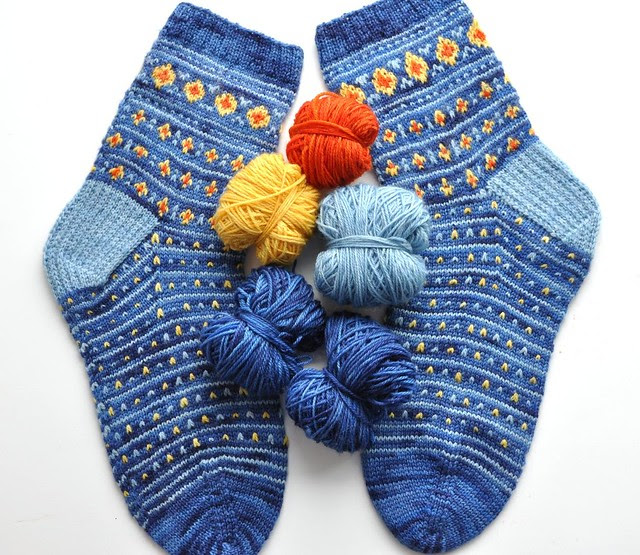Theme & Variations socks-done-8