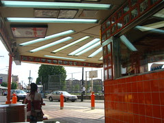Dining outside at Geno's Steaks~