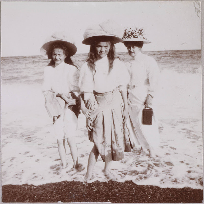 Исторические фотографии