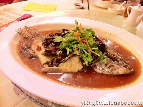 Steamed Mandarin Fish with Preserved Vegetables