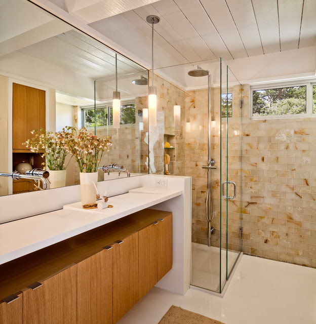 Mid Century Modern Bathroom Design - 37 Amazing mid-century modern bathrooms to soak your senses / Well, your bathroom is a great place to get started.