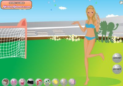 Pom Pom Girls Dress Up Game